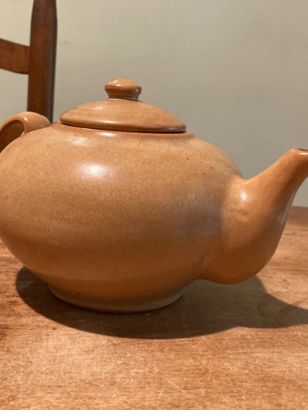 Vilmer mid-century modern studio art teapot